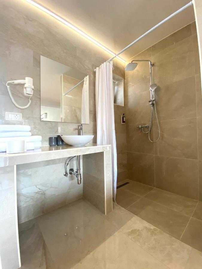 Rooms And Apartments Lisjak Koper Exterior photo